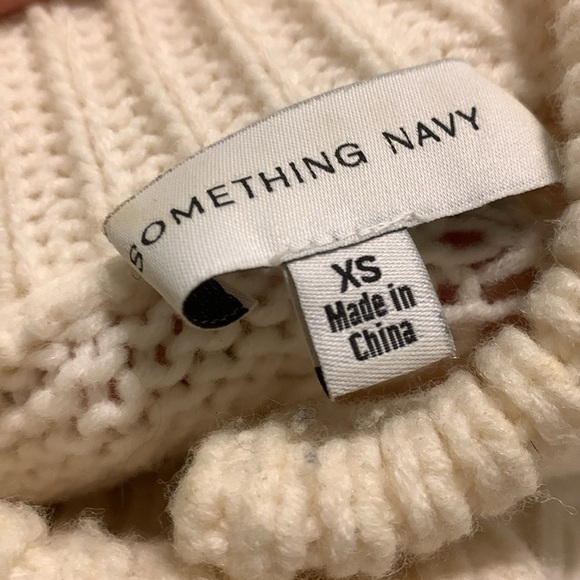 Something Navy Womens Chunky Cable Knit Button Up Cardigan Sweater White Size XS - Picture 5 of 13